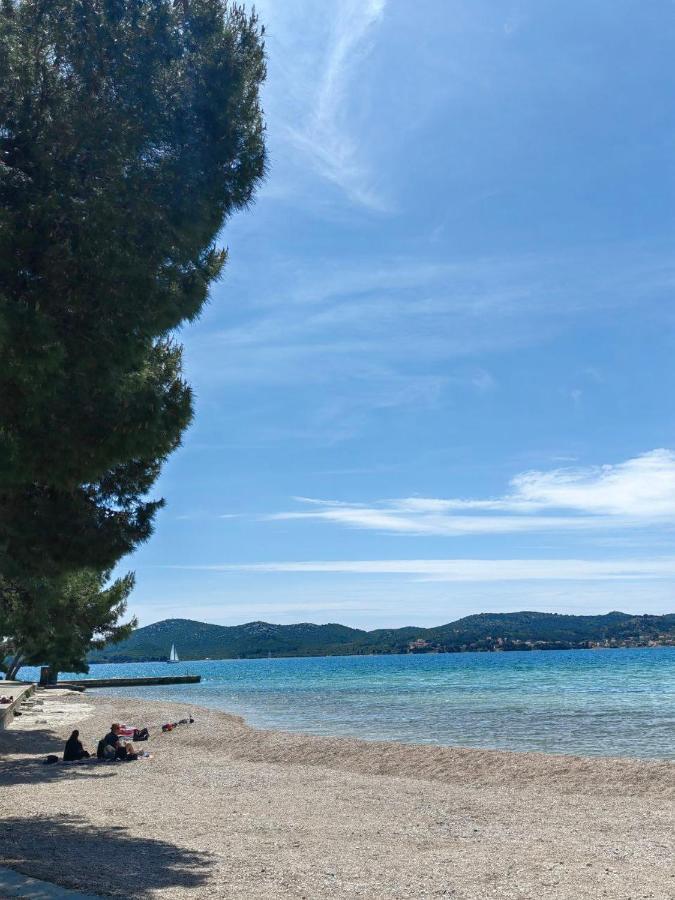 Mobile Home Tonka Biograd Na Moru Bagian luar foto